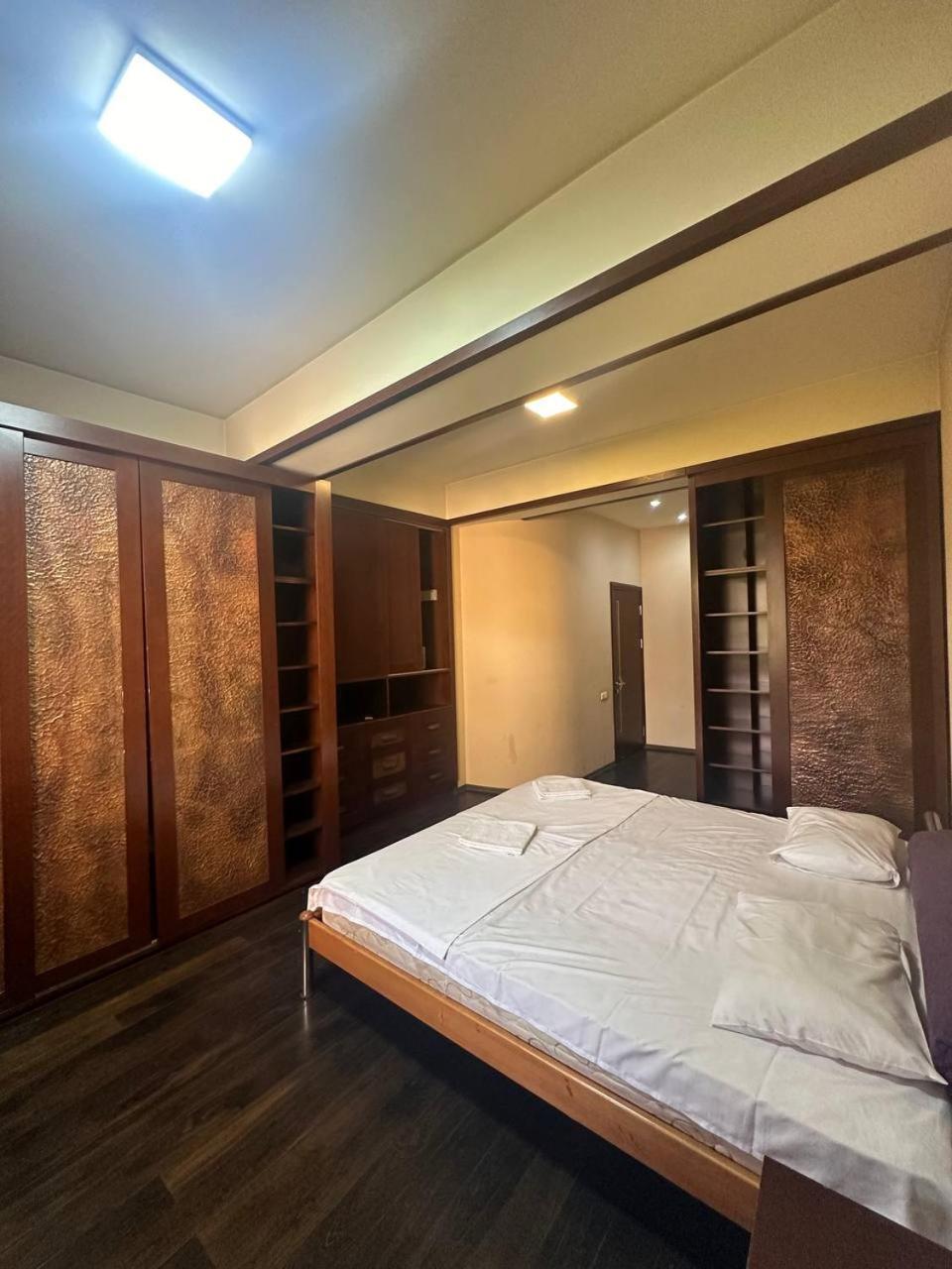Hotel Costa 예레반 외부 사진