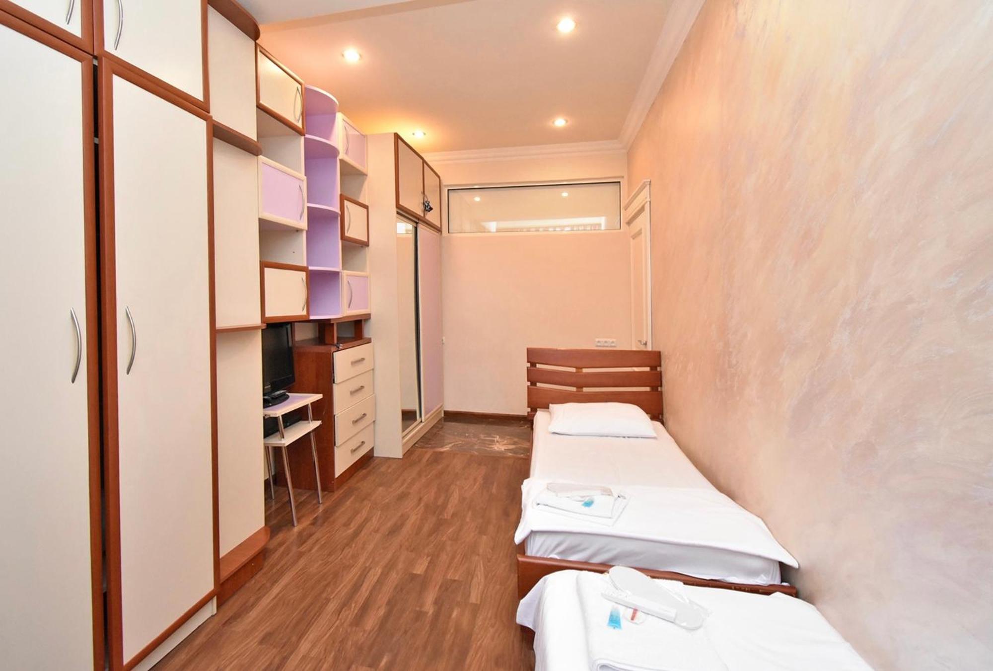 Hotel Costa 예레반 외부 사진