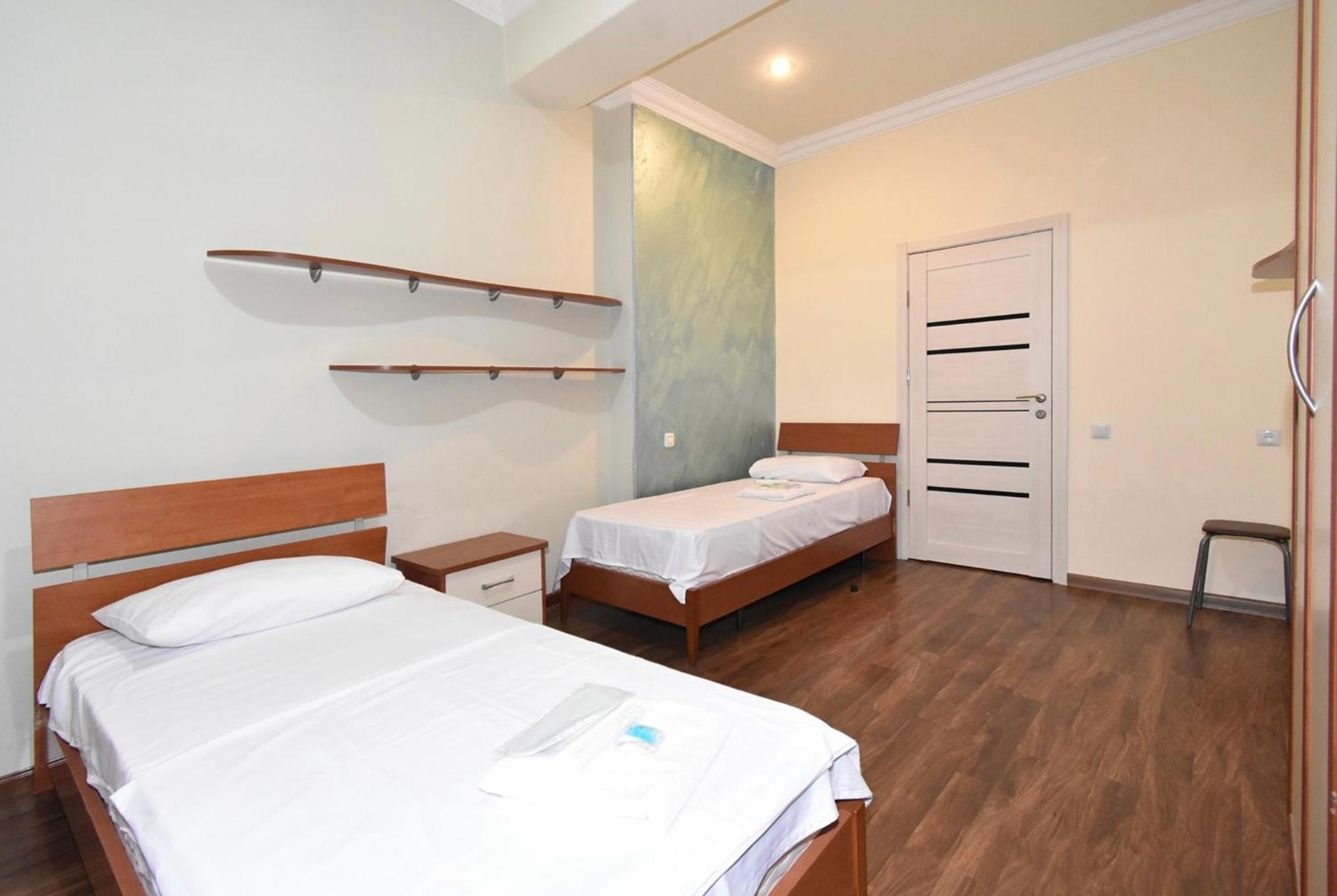Hotel Costa 예레반 외부 사진